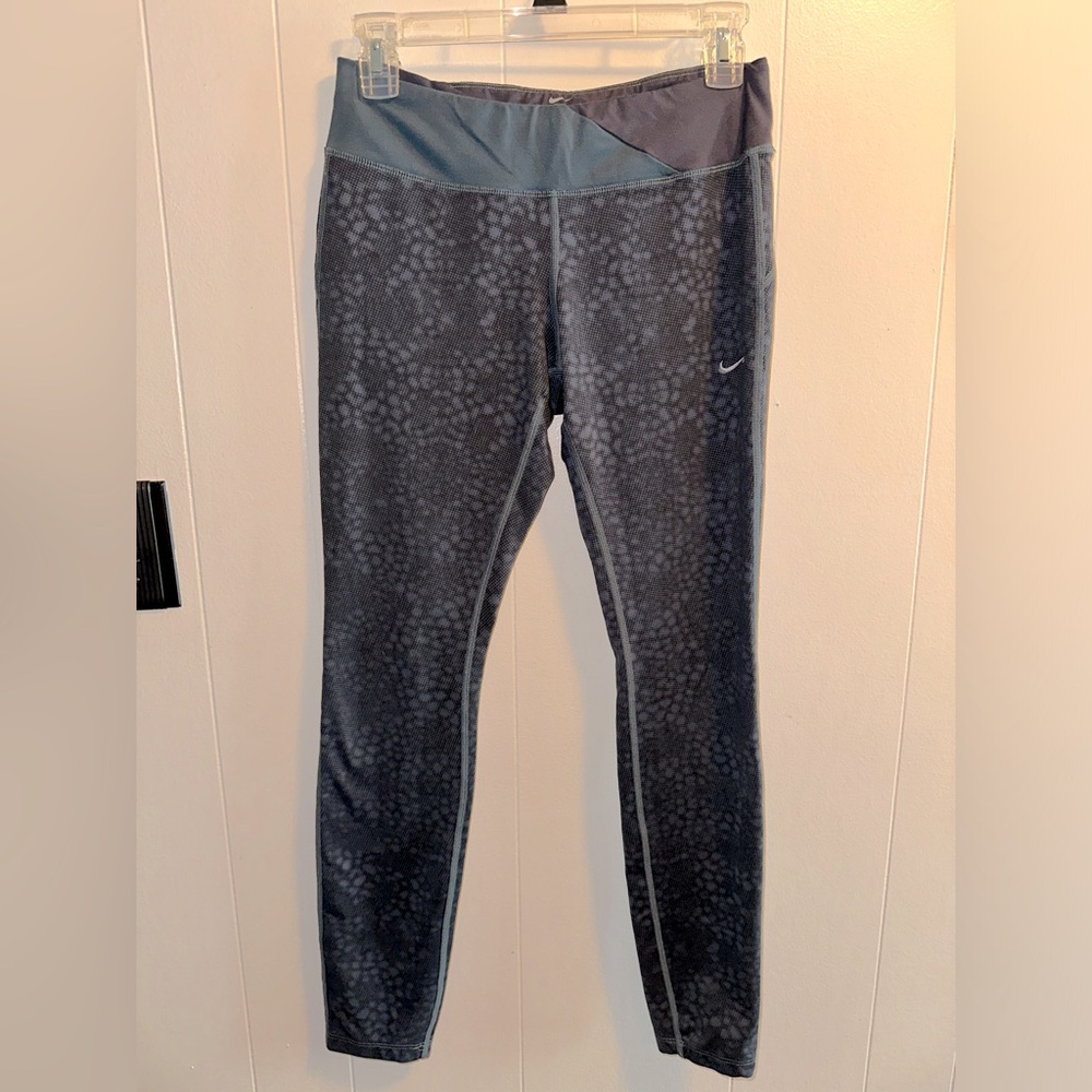 Nike dry fit printed leggings